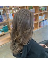 ソワンドゥブレス 瓜破店(soin de brace)&nbsp;透明感溢れるベージュ♪