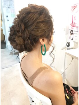 ローラ 本店(Rola) ゆるめの編み込みアップ♪ヘアセット