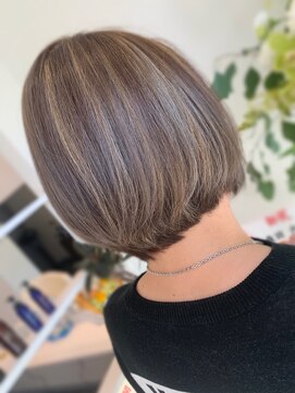 ヴォーグ(Vogue) サロンスタイル《松山》hair art Vogue