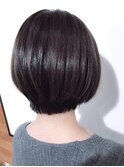 ショートボブ