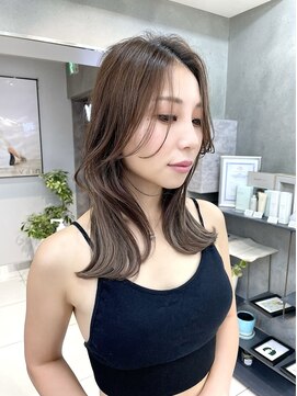 ヴェイン 渋谷(vain) ミディアムレイヤーカット/くびれヘア/20代30代/インナーカラー