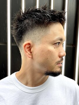 ピークアブー 原宿ハラカド(PEEK-A-BOO) ベリーショート　メンズ　　フェード　刈り上げ　西尾卓義