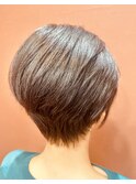 フェミニンなレイヤーボブ