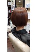 ショートボブ