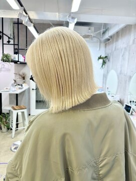 パープル(purple) 抜きっぱなしホワイトブロンド