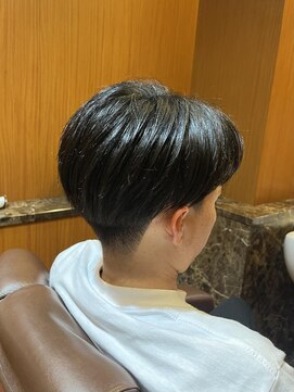 ヘアモード キクチ 銀座店 銀座　理容室　センターパート　刈り上げ