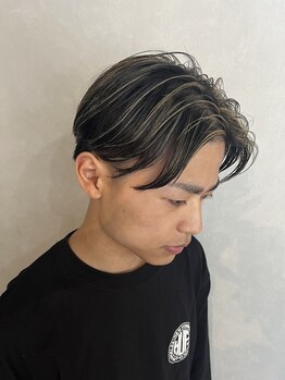 ロア ファーストクラス(LORE.first class)の写真/【20時まで営業】高技術×高品質×お手頃価格◇髪質&骨格を見極めたカット技術と絶妙な束感でモテStyleに♪