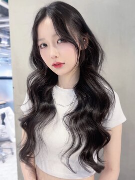 アイティーバイアルバム 八王子店(IT by ALBUM) 暗めカラー顔周りレイヤー韓国ヘアロンググレージュ_F20919