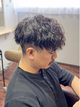 リ メイロ(Re.Meiro) スペインカール【メンズ/パーマ/眉毛/沖縄市/美里】