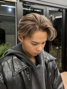 ヌエン 渋谷(NU/EN) 欧米風メンズバレイヤージュ