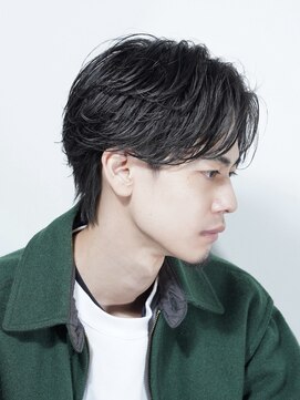 アルファ 新宿(alpha) フェザーパーマ/ブルーブラック/刈り上げセンターパート[新宿]