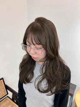 オルセン(OLSEN) レイヤー/ミディアム・ロング/20代/顔周り/オリーブベージュ