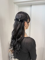 フォルテ ティアラ 横浜店(FORTE TIARA) ハーフツインで柔らかく上品なヘアセット