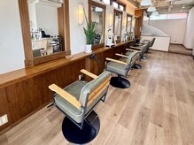 スロープ 新検見川店 (Hair Design Slope)の雰囲気（明るい雰囲気の、アットホームサロンです★）