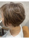 ショートボブ