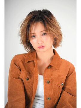 クロエ 中野(Cloe) くせ毛風レイヤーボブ