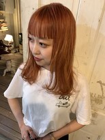 メーヴェ(Mowen) mowen 南堀江　ぱっつん前髪×オレンジ×ユル巻きミディアム