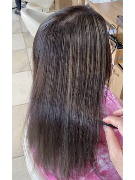 アース 福岡天神赤坂店(HAIR & MAKE EARTH) 【髪質改善】ブリーチ毛にも艶髪を☆プレミアムストレート