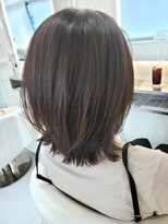 アスタリスク(asterisk) 頭が四角くならないひし形シルエットボブ