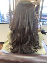 レイラバイアフロート 吉祥寺(Lila by afloat)&nbsp;ウルフレイヤーカット　グレージュカラー　【吉祥寺AFLOAT】