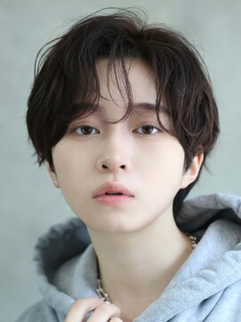 リップス 表参道店(LIPPS) ナチュラルセンターパート【韓国ショートカルマバング】