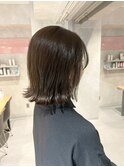 透明感と艶の出るカラーに、外ハネ切りっぱなしボブ☆