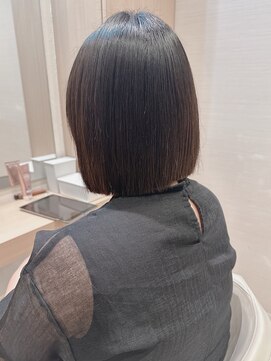 コーエン(cowen) 大人かわいい☆前下がりボブ♪ツヤ髪ショート/シースルーバング