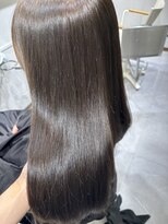 ムーム(Momb)&nbsp;ブリーチ無しダブルカラーで作るオリーブベージュ