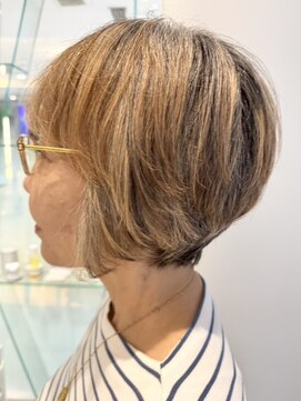 ザザ 高田馬場(ZA/ZA) 白髪ぼかしボブ