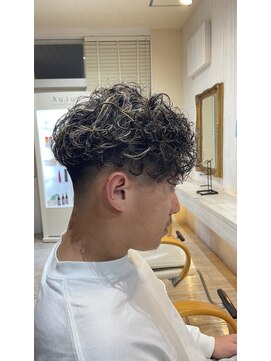 ノンヘアー(non hair) フェードパーマスタイル