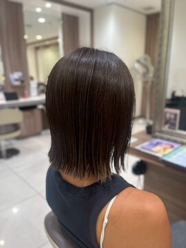 アッシュ 鶴ヶ峰2号店(Ash) グレ-ジュカラ－×パッツンボブ