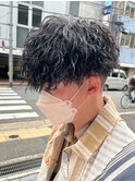 ツイストスパイラル/スパイラルパーマ/メンズ/マッシュ/眉毛