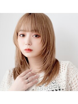 アヴァンヘアリゾート 鹿児島中央駅店(AVAN HAIR RESORT) 【AVAN】シルキーベージュ×レイヤーカット