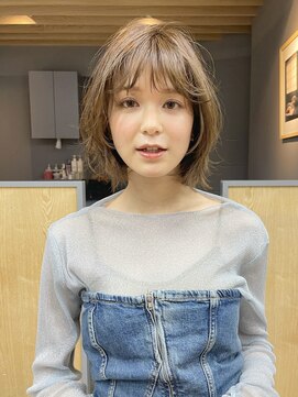 ミィ 表参道(mee.) 【mee.】　似合わせミディアムパーマ　表参道駅5分