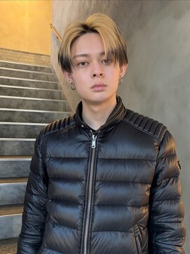 ネイト(Neit) センターパートメンズブリーチニュアンスパーマ