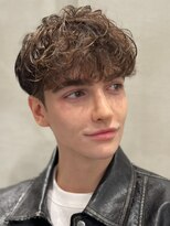 ロンドオム 池袋(Lond Homme) men's/メンズ/フェザーパーマ/黒染め/韓国