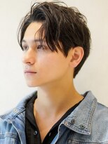 ヨリ トウキョウ(yori Tokyo) 似合わせカット30代40代50センターパート刈り上げマッシュ