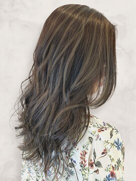 ヘアースタジオ アール(Hair Studio R) ハイライト白髪ぼかし×ウェーブロンググレージュ透明感夏カラー