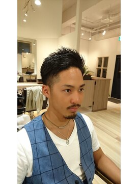 ラピスデザイン(LAPIS DESIGN) 2ブロック刈り上げ