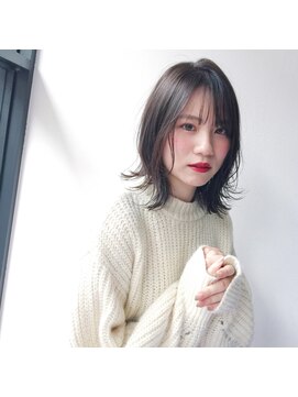 ヘアープレイス ヴィブ(hair place VIVE) グレーアッシュ 外ハネボブ