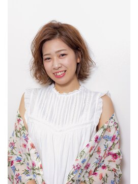 ディーボーイ 下通本店(D-BOY) レイヤー×ハイライトで動きたっぷりのボブ