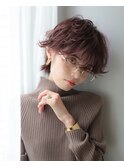 「メガネヘア」の大人かわいいマッシュショート