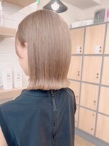 ネオリーブ クーロ(Neolive curro) 小顔ボブ×美髪[ぱつっとボブ/ハイトーン/横浜韓国]
