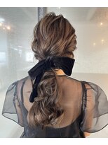 グロウ 丸の内(GLOW)&nbsp;ローポニーアレンジ