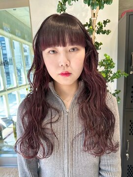 ヲタク(wotaku.) レッドカラーボルドーカラー暖色カラー赤髪ぱっつん前髪ブリーチ