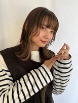 トリッカ 代官山(tricca) イヤリングカラー/くびれヘア/オリーブブラウン