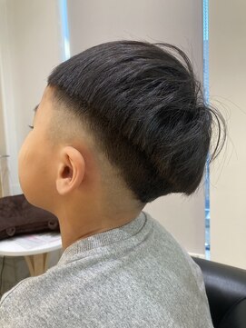 ラディウス ヘアー(Radius hair) 7歳×マッシュのフェザーカット