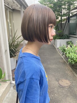 ジェコ ブラン(gecko. brun) ハイトーンシンプルボブ/ダブルカラー/ミルクティーベージュ