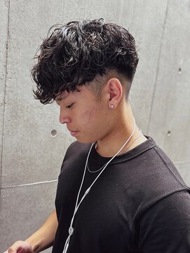 レジュアル(RESSUAL) スパイキーショート　マッシュ　センターパート　ビジネス