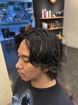 男を磨くメンズサロン オム グランド(HOMME GRAND) サーフカール